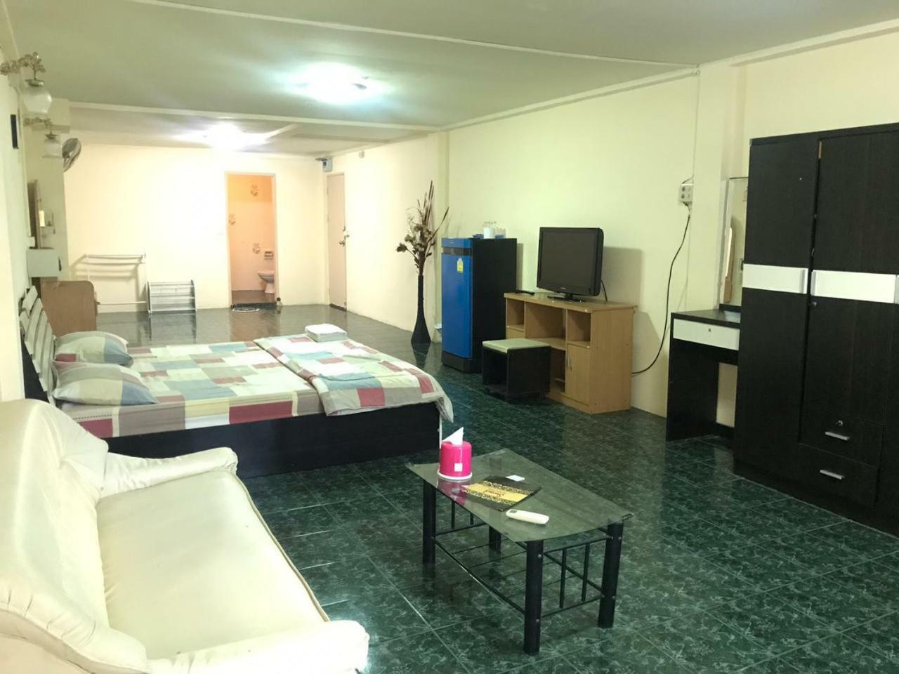 Encore Sea View Паттая Екстер'єр фото
